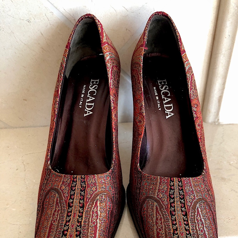Escada shoes